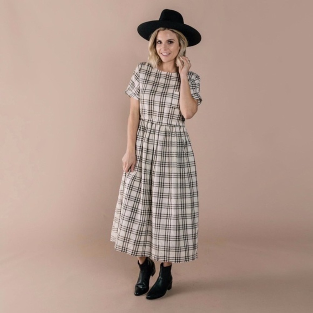 NWT Rylee + Cru Women’s Kat Check Dress size L